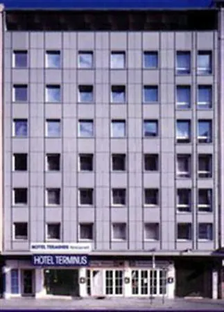 Leonardo Frankfurt Center Hotel 3*
